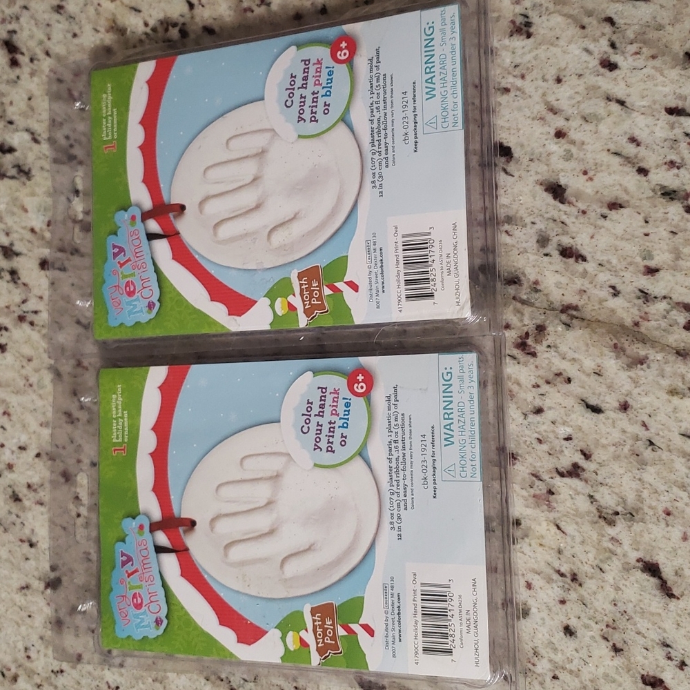 DIY Holiday Hand Print